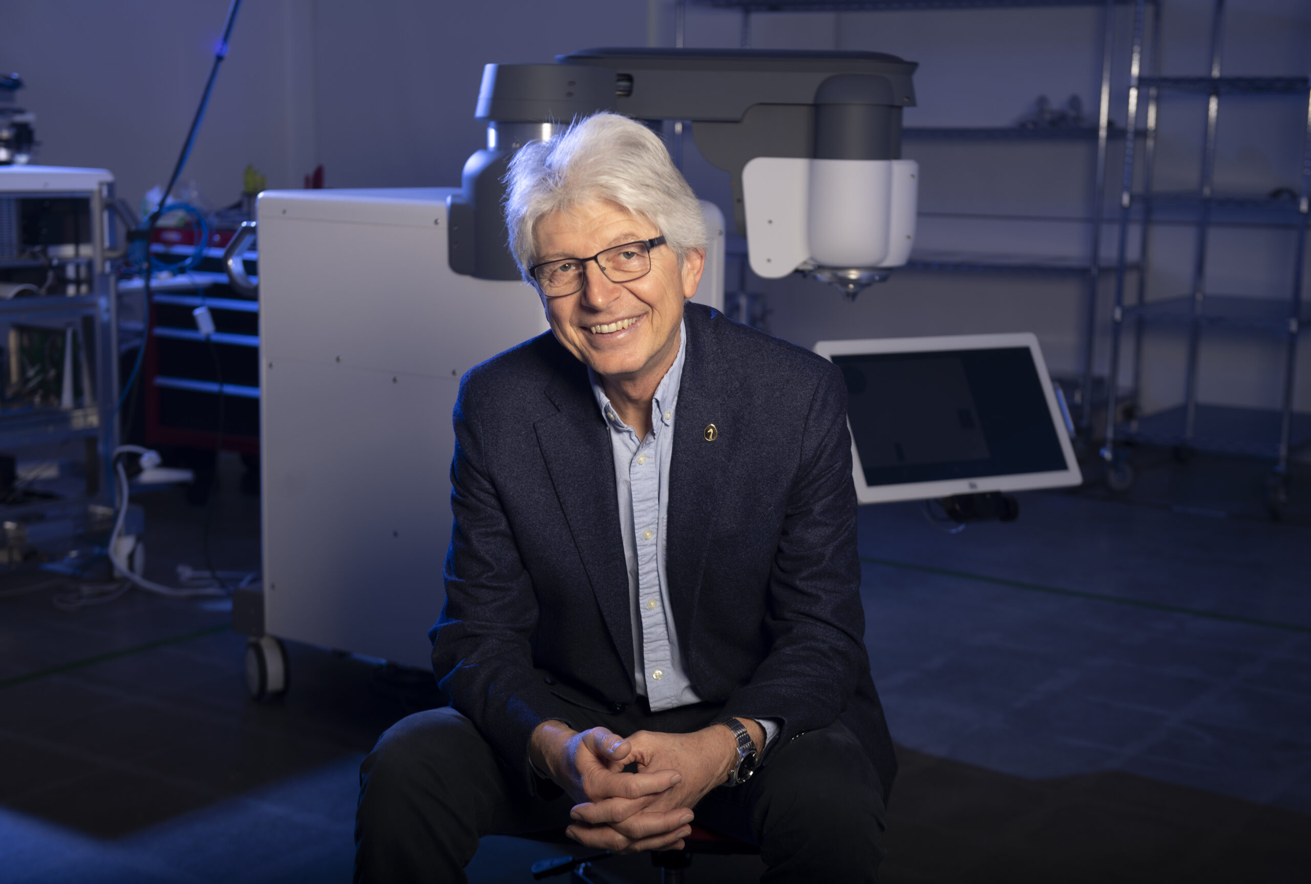 Tibor Juhasz with a femtosecond laser at ViaLase in Aliso Viejo Photo: Steve Zylius/UCI