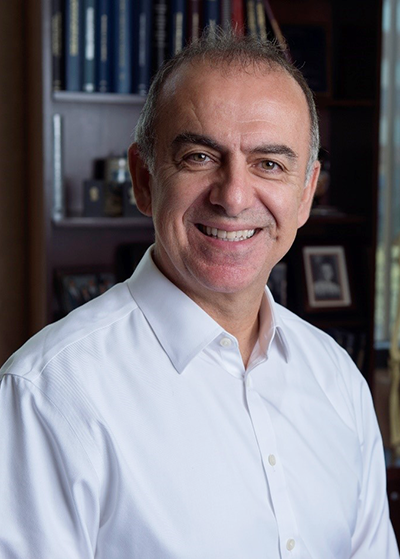 UCI Distinguished Professor Kyriacos A. Athanasiou will receive the 2023 Lifetime Achievement Award from the Tissue Engineering and Regenerative Medicine International Society.