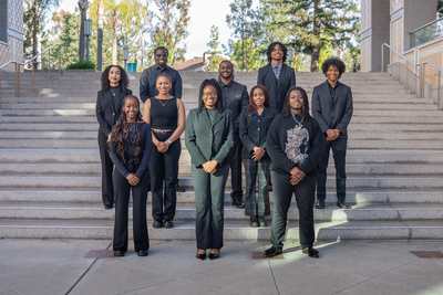 NSBE@UCI members pose at UCI Engineering Gateway. 