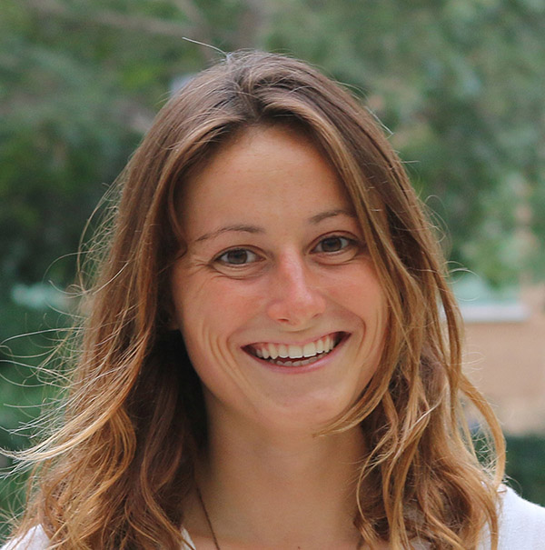 Olga Movilla Miangolarra ’23 