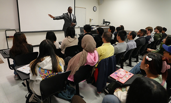 California’s State Transportation Agency Secretary Toks Omishakin spoke to UCI civil and environmental engineering students about safety and climate during Earth Month.